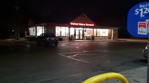 Dairy Store «United Dairy Farmers», reviews and photos, 301 W Central Ave, Springboro, OH 45066, USA