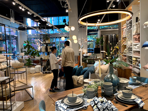 Furniture Store «west elm», reviews and photos, 1201 NW Couch St, Portland, OR 97209, USA