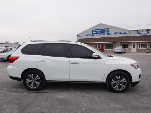 Used Car Dealer «Teutopolis Auto Sales & Webster Tire and Auto Service», reviews and photos, 104 Automotive St, Teutopolis, IL 62467, USA