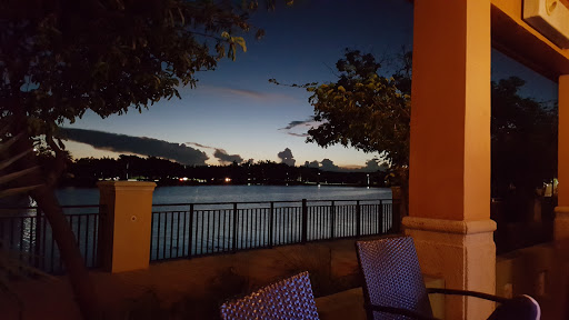 Bar «Smoke on the Water», reviews and photos, 1630 Bell Tower Ln, Weston, FL 33326, USA