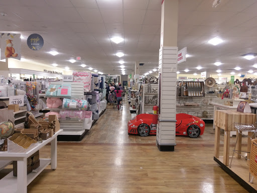 Department Store «HomeGoods», reviews and photos, 449 Tarrytown Rd, White Plains, NY 10607, USA