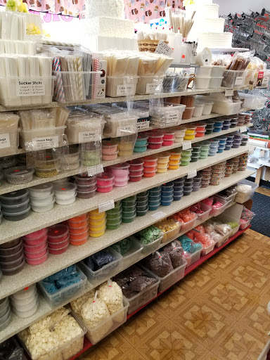 Baking Supply Store «Cake Supplies», reviews and photos, 8805 S Roberts Rd, Hickory Hills, IL 60457, USA