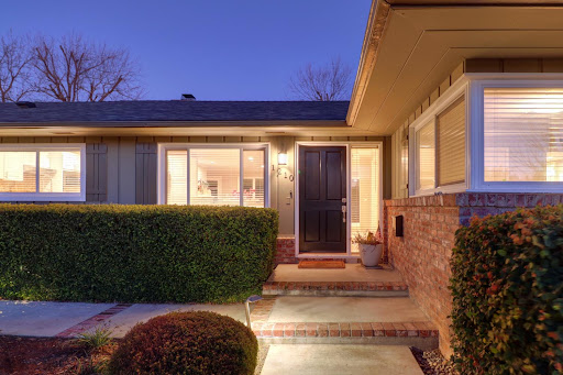 Tim Comstock Realtor - Coldwell Banker Sac Metro image