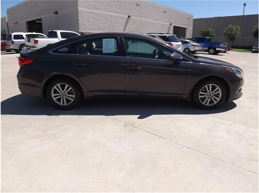 Car Dealer «Barrett Motors-Rowlett», reviews and photos, 2300 Lakeview Pkwy, Rowlett, TX 75088, USA