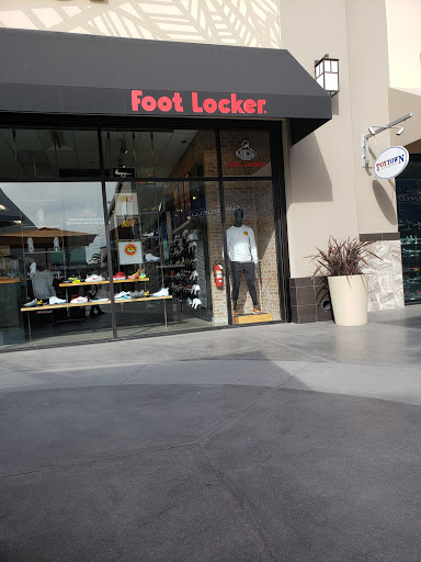 Shopping Mall «Las Americas Premium Outlets», reviews and photos, 4211 Camino De La Plaza, San Diego, CA 92173, USA