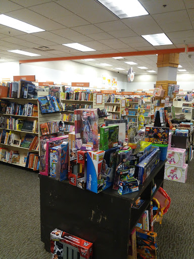 Used Book Store «2nd & Charles», reviews and photos, 2904 Prince William Pkwy, Woodbridge, VA 22192, USA