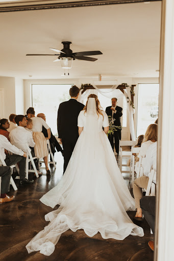 Wedding Store «Elizabeth Cooper Design», reviews and photos, 12 E Main St, American Fork, UT 84003, USA