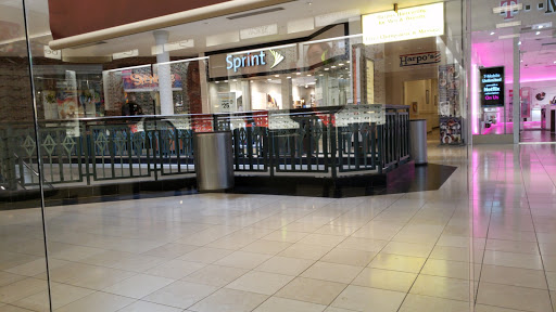 Shopping Mall «King of Prussia Mall», reviews and photos, 160 N Gulph Rd, King of Prussia, PA 19406, USA