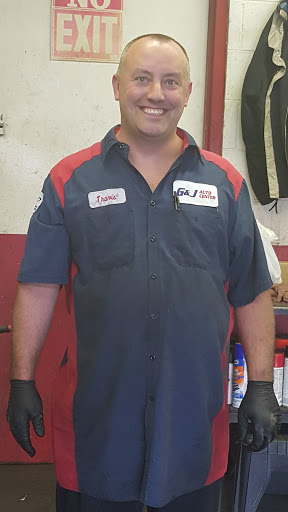 Auto Repair Shop «G & J Auto Center», reviews and photos, 355 NW 3rd St, Corvallis, OR 97330, USA