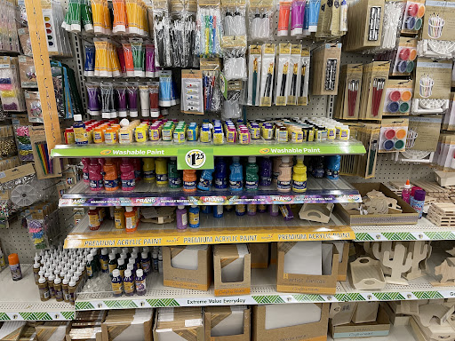 Dollar Store «Dollar Tree», reviews and photos, 1700 Sullivan Trail #1a, Easton, PA 18040, USA