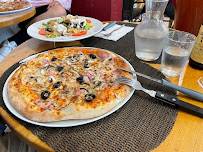 Plats et boissons du Pizzeria Le Barapizza à Saint-Malo - n°17