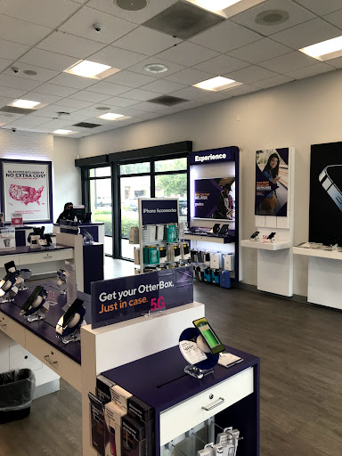 Cell Phone Store «MetroPCS Corporate Store», reviews and photos, 5660 Van Buren Boulevard, Riverside, CA 92503, USA
