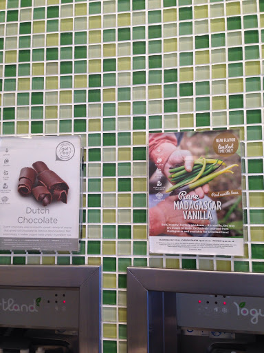 Yogurtland North Hollywood