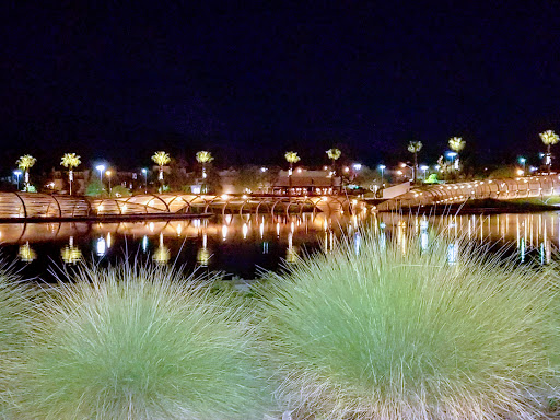 Shopping Mall «Shops At Dos Lagos», reviews and photos, 2780 Cabot Dr #140, Corona, CA 92883, USA