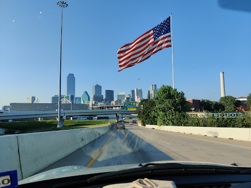 Liquor Store «River Cut Rate Liquor», reviews and photos, 327 Cadiz St, Dallas, TX 75207, USA