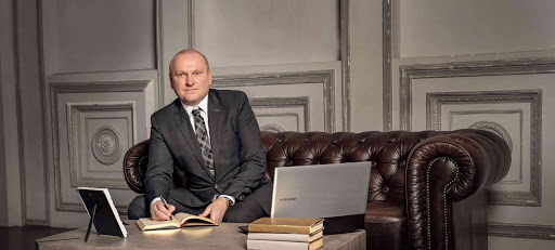 Advokat V Minske Yevgeniy Bazhanov