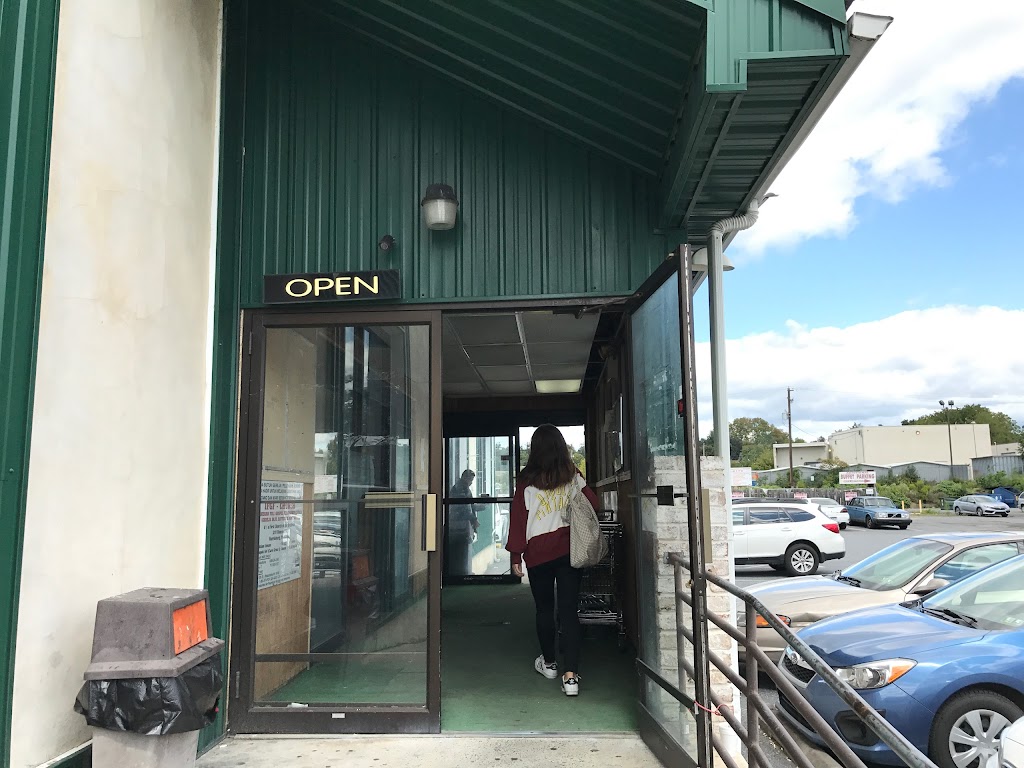 Little Saigon Restaurant 17111