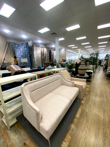 Department Store «Marshalls and HomeGoods», reviews and photos, 1450 W Gray St, Houston, TX 77019, USA