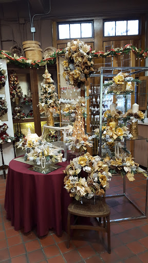 Florist «F R Brice Florist», reviews and photos, 901 Teall Ave, Syracuse, NY 13206, USA