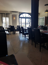 Atmosphère du Restaurant La Restanque à Saint-Gilles - n°11