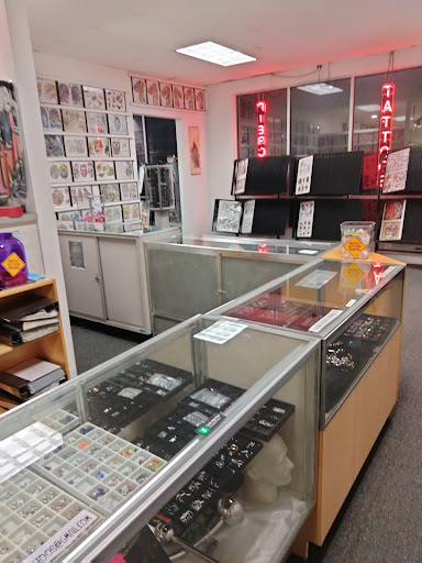 Tattoo Shop «Aces & Eights Tattoo Shop», reviews and photos, 6846 Park Blvd N, Pinellas Park, FL 33781, USA