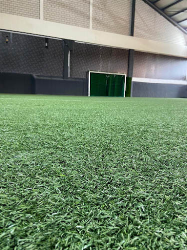 Kommentare und Rezensionen über footbase - Indoor Fussballhalle in Zürich