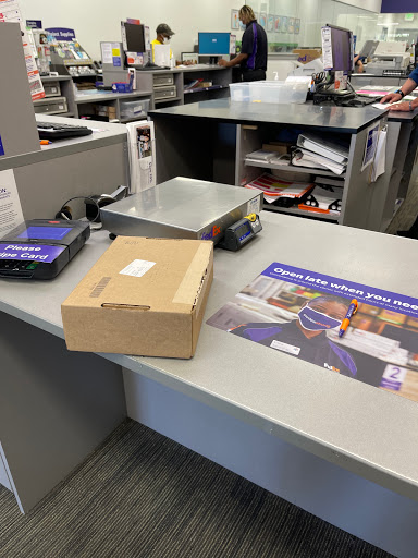 Print Shop «FedEx Office Print & Ship Center», reviews and photos, 257 W Calaveras Blvd, Milpitas, CA 95035, USA
