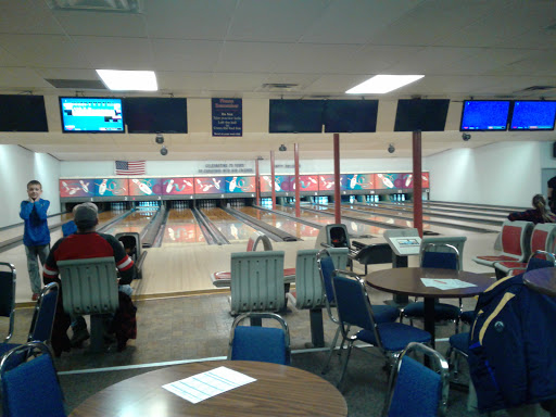 Bowling Alley «Rollaway Lanes & Lounge», reviews and photos, 317 S Main St, Davison, MI 48423, USA