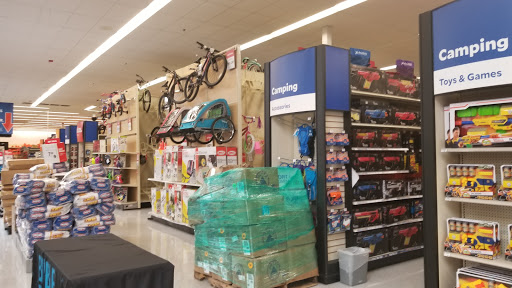 Sporting Goods Store «Academy Sports + Outdoors», reviews and photos, 11400 W Markham St, Little Rock, AR 72211, USA