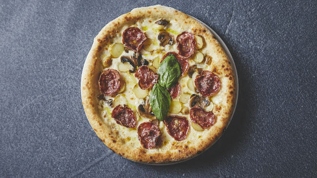 Anmeldelser af L'angolo Italiano i Vejle - Pizza