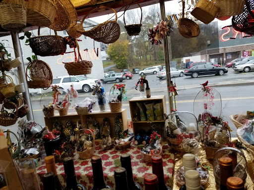 Liquor Store «Hancock Liquor Store Inc», reviews and photos, 27 W Main St, Hancock, NY 13783, USA