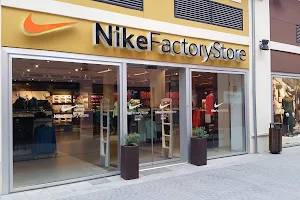 Nike Factory Store Valencia image