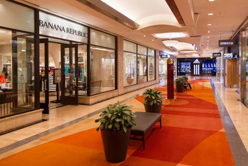 Shopping Mall «Water Tower Place», reviews and photos, 835 N Michigan Ave, Chicago, IL 60611, USA