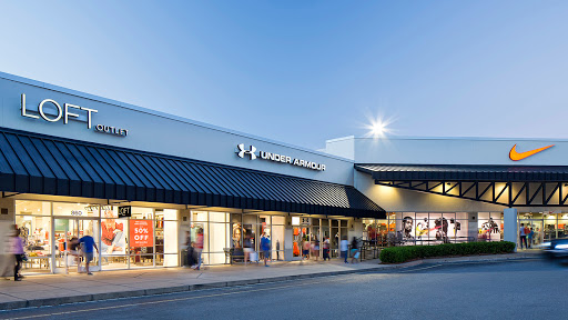 Shopping Mall «Carolina Premium Outlets», reviews and photos, 1025 Outlet Center Dr, Smithfield, NC 27577, USA