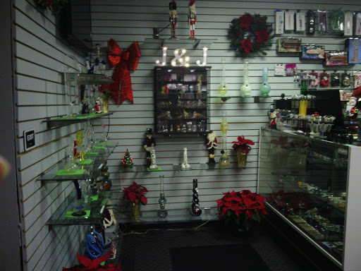 Adult Entertainment Store «Pasttime video j&j smoke shop», reviews and photos, 118 N 6th St, Steubenville, OH 43952, USA