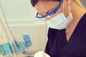 Igienista Dentale Dott.ssa Serena Parisi image