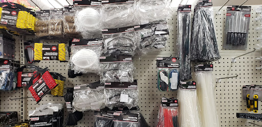 Dollar Store «Dollar Tree», reviews and photos, 1800 E 8th St, Davis, CA 95616, USA