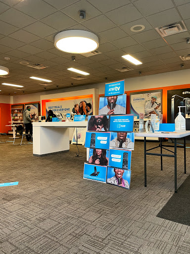 Cell Phone Store «AT&T Authorized Retailer», reviews and photos, 607 S Ft Harrison Ave, Clearwater, FL 33756, USA