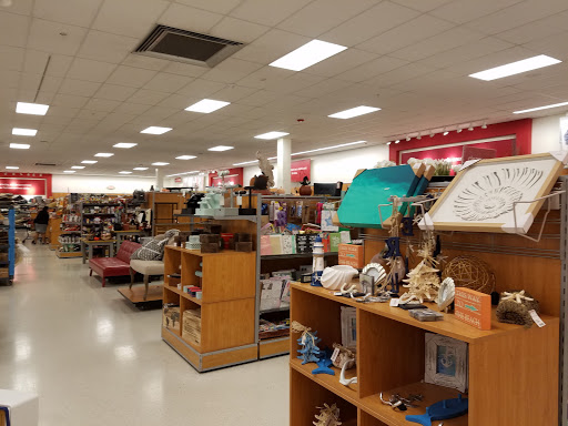 Department Store «T.J. Maxx», reviews and photos, 2335 S Hwy 27, Clermont, FL 34711, USA
