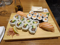 Plats et boissons du Restaurant japonais Sushi Massena à Paris - n°1