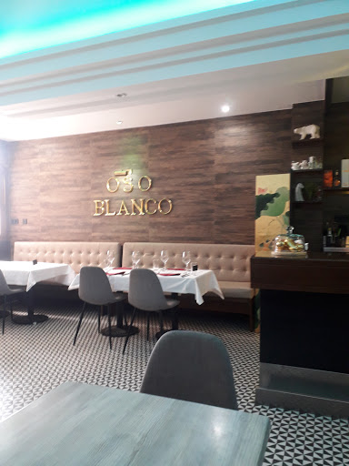 Oso Blanco Restaurante