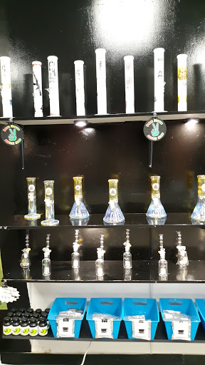 Tobacco Shop «Four Two Zero Peace Avenue», reviews and photos, 6656 US-1, Port St Lucie, FL 34952, USA