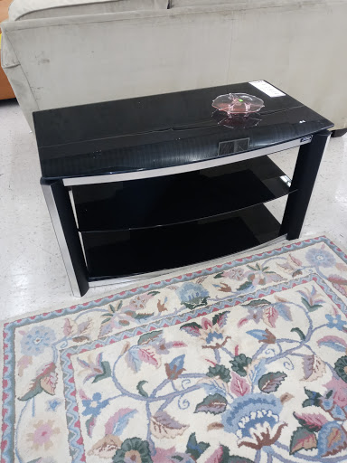 Thrift Store «Furniture with a Heart Thrift Store», reviews and photos, 2165 Morse Rd, Columbus, OH 43229, USA