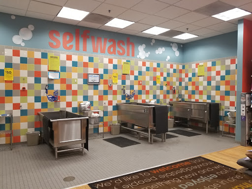 Pet Supply Store «Unleashed by Petco», reviews and photos, 2303 W Burnside St, Portland, OR 97210, USA