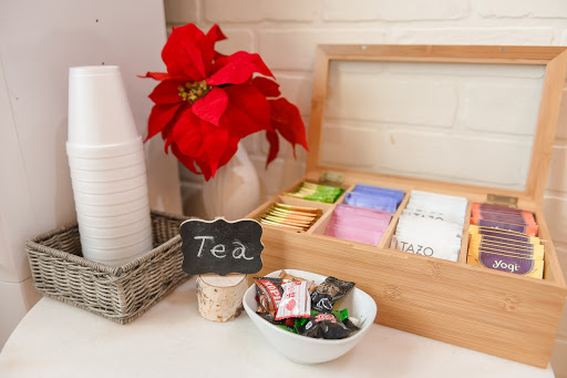 Hair Salon «D & H Hair Salon», reviews and photos, D & H Hair Salon, 14531 Big Basin Way, Saratoga, CA 95070, USA