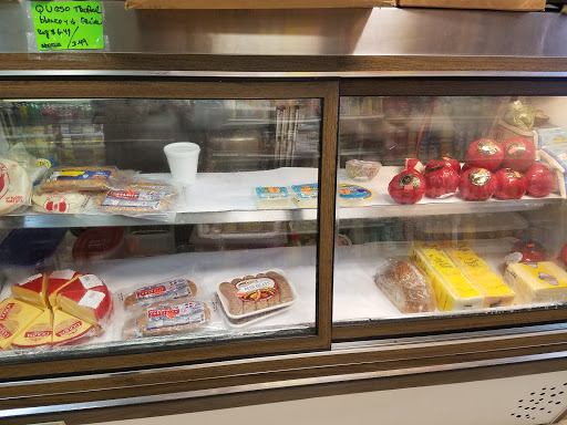 Latin American Restaurant «La Familia Latin Hot Food & Grocery», reviews and photos, 120 E Brandon Blvd, Brandon, FL 33511, USA