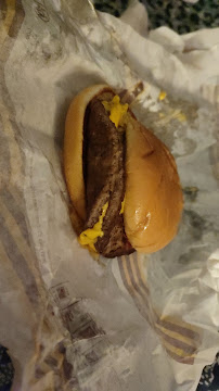 Cheeseburger du Restauration rapide McDonald's Lisieux - n°10