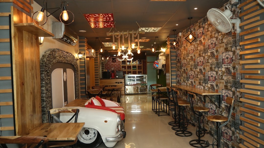 Bistro Art Cafe & Lounge- Best CafePizza Shop Coffee Shop Italian foodTandoori tea in Amritsar