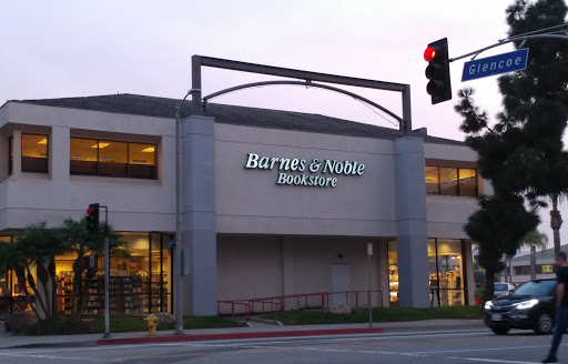 Book Store «Barnes & Noble», reviews and photos, 13400 Maxella Ave, Marina Del Rey, CA 90292, USA