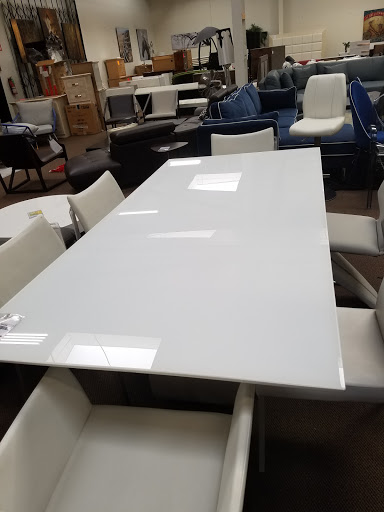 Furniture Store «LA Furniture Store - Downtown Los Angeles», reviews and photos, 2910 S Santa Fe Ave, Los Angeles, CA 90058, USA